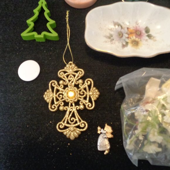 COQUETTE SOAPDISH EURO GLASS DRY FL CHRISTMAS STUFF ETC LOT - Picture 3 of 9